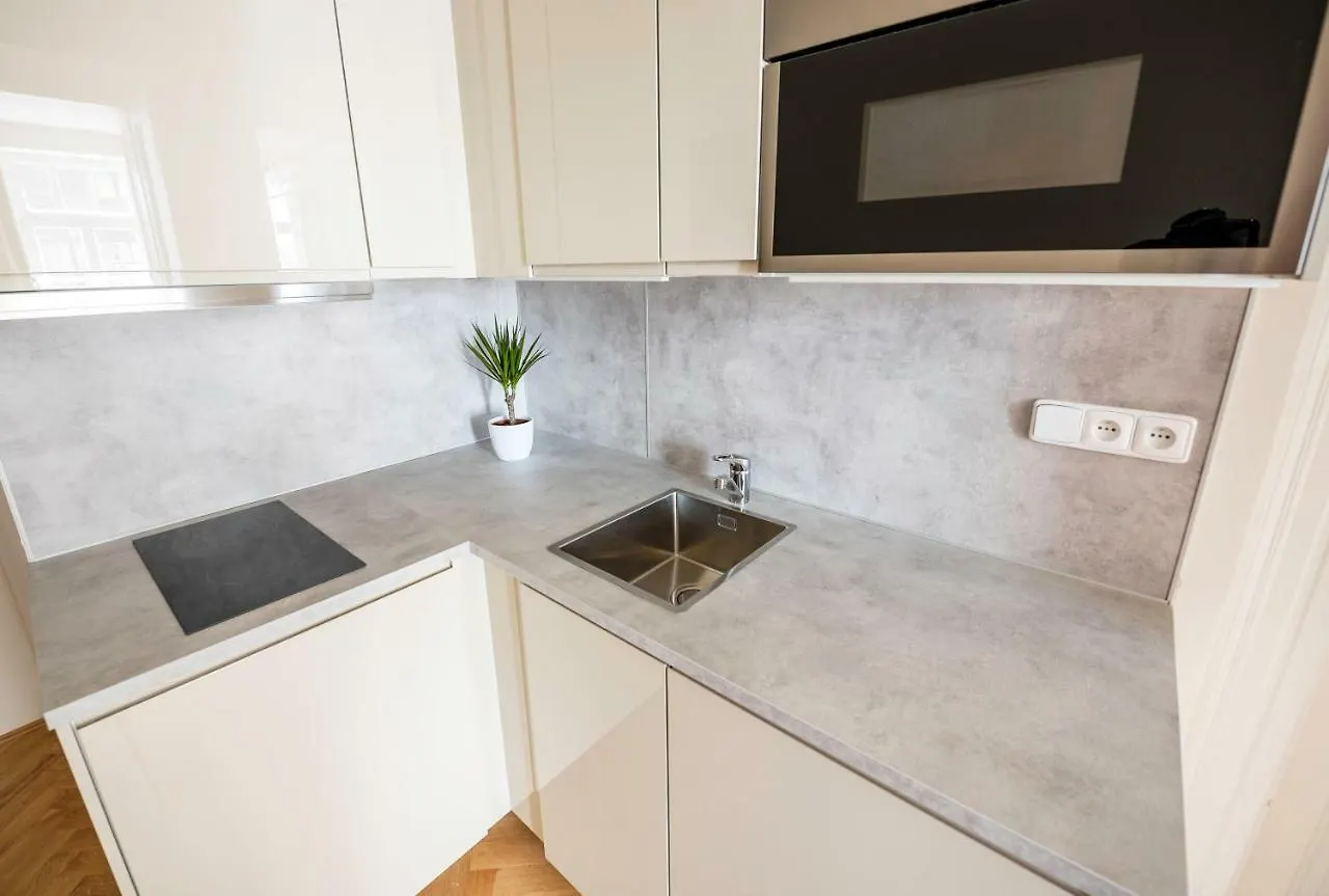 Letna Garden Suites Prague Apartment