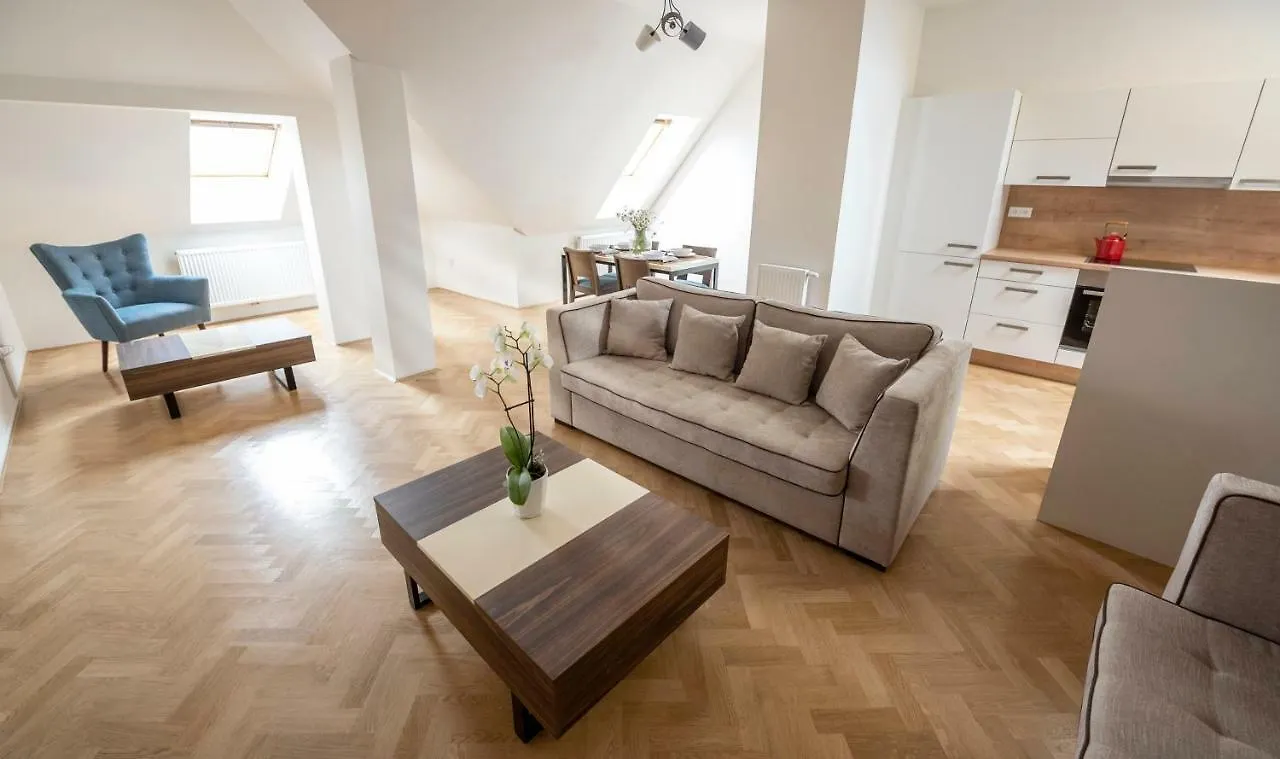 Letna Garden Suites Prag Çek Cumhuriyeti